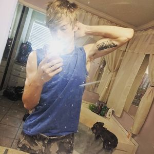 Meet your Posher, Jonathan